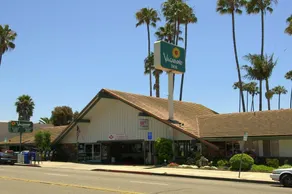 Vagabond Inn Ventura - Image 1