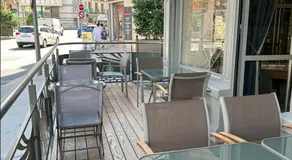 Dyke Hotel - Image 2