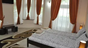 Guest House Best Food - Image 3