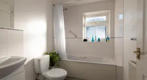 Cosy Retreat - SmartTV and Wi-Fi - Image 2