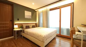 OYO Rooftop Hostel - Image 2