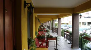 Motel Select - Image 3