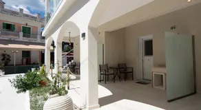Penelope - Sea Front Studio - Image 5