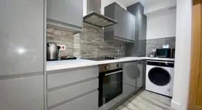 Apartment 6 - Image 2