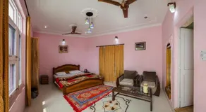 Falcon guest house - Image 5