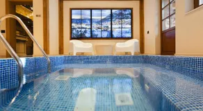 Chalet Royal - Image 4