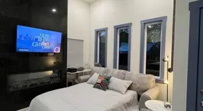 Perfectly located 2 bed/2 full bathroom/1 sofa bed - Image 2