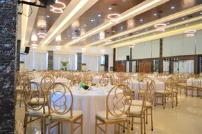 Carlosta Hotel - Image 4