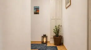 Cedar Inn Budapest - Palace District - Image 3