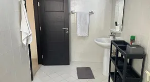 Ladies only Feel like at home, among sisters - Image 4