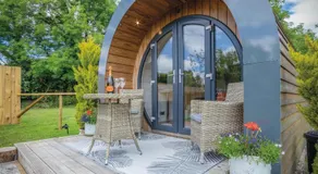 Woody's - 1 Bedroom Pod - Cold Inn - Image 3
