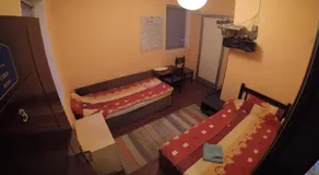 Hostel Respect - Image 2
