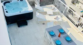 Poseidon Court Penthouse SUPERIOR - Image 4