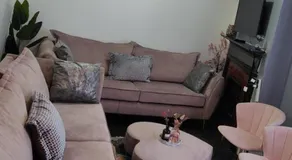 1 Bed - Sleeps 4 - Wolverhampton City Centre - Image 3