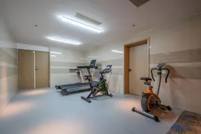 Rezen Hotel Zhengzhou Huanzhiming - Image 5