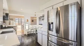Spacious Denver home - Image 3