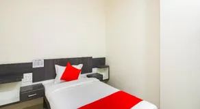 Hotel O Unique Inn - Image 5
