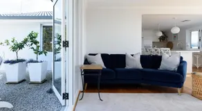 Serene Trevallyn Escape & Views - Image 2
