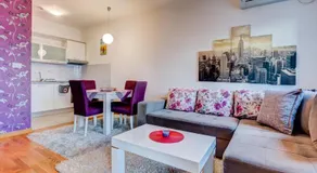 Eureka Apartment - Image 2
