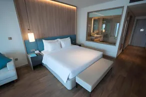 Spring ALacarte Ha Long Luxury Studio - Image 3
