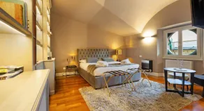 L'americano Luxury Rooms - Image 2