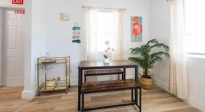 Tropical Retreat - close to the Beach & to Hard Rock Stadium - Image 5