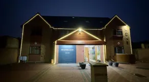 Travellers Hub - Image 5