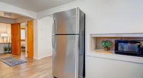 Charming and cozy downtown Bozeman 3 bedroom condo Walk to dinner and drinks - Image 3