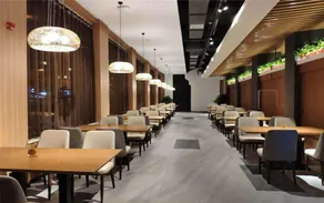 Tofu King Hotel - Image 3