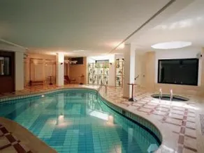 Hostellerie Du Cheval Blanc - Image 4