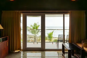 West Bay Palm TreeHeritage Beach Resort - Image 2