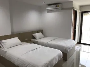 Simon Inn - Image 4