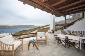 Apt with Amazing Balcony View of Mykonos - Image 3