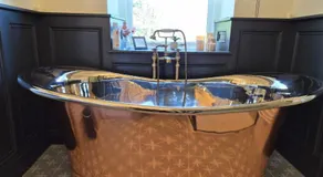 Boutique Riverside Retreat with Copper Bath - Image 4