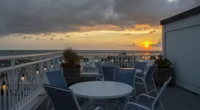 Palm Pavilion Inn - Image 3