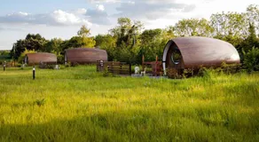 Hidden Acres- Luxury Glamping Pod - Image 4