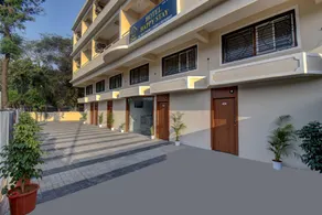 Hotel Happy Stay Lodging and Restaurant - Image 3