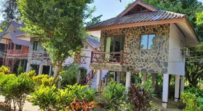 Tree Tops River Huts - Image 2