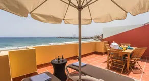 Ocean View Penthouse Stranden. Oslagbar havsutsikt. Wifi. A / C - Image 4