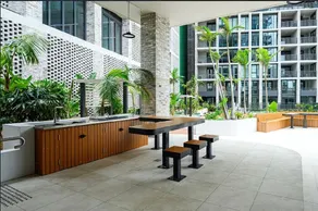 The Elegant Deco Apt In Sydney Olympic Park - Image 4