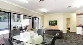 Riverside Hotel Southbank - Image 3