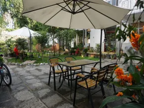Dali Five Elements Hostel - Image 3