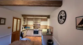 Holly Cottage - Image 3