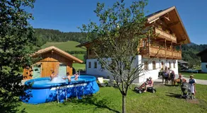 Attraente appartamento adatto alle famiglie con griglia, sauna e giardino | Vista sul giardino - Image 4