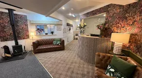 The Old Stone Trough Country Hotel - Image 5