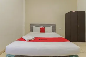 RedDoorz near T1 Juanda Airport - Image 2