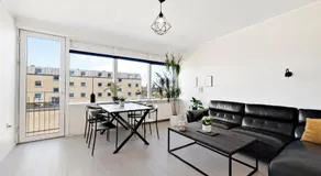 Private Renovated Apartment - Image 3
