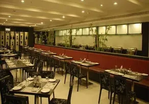 Hotel Nikhil Sai International - Image 3