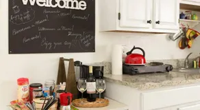 1 Bedroom Apt near Coconut Grove - Image 3