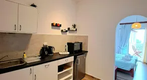 Bella Vista Apartments - Image 3